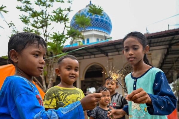 Ramadan Penuh Keprihatinan di Tenda Pengungsian Pidie Jaya